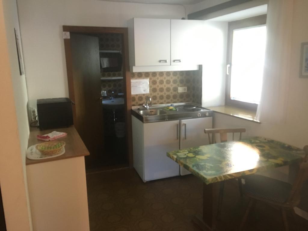 Appartements Weisses Rossl Sillian Ngoại thất bức ảnh